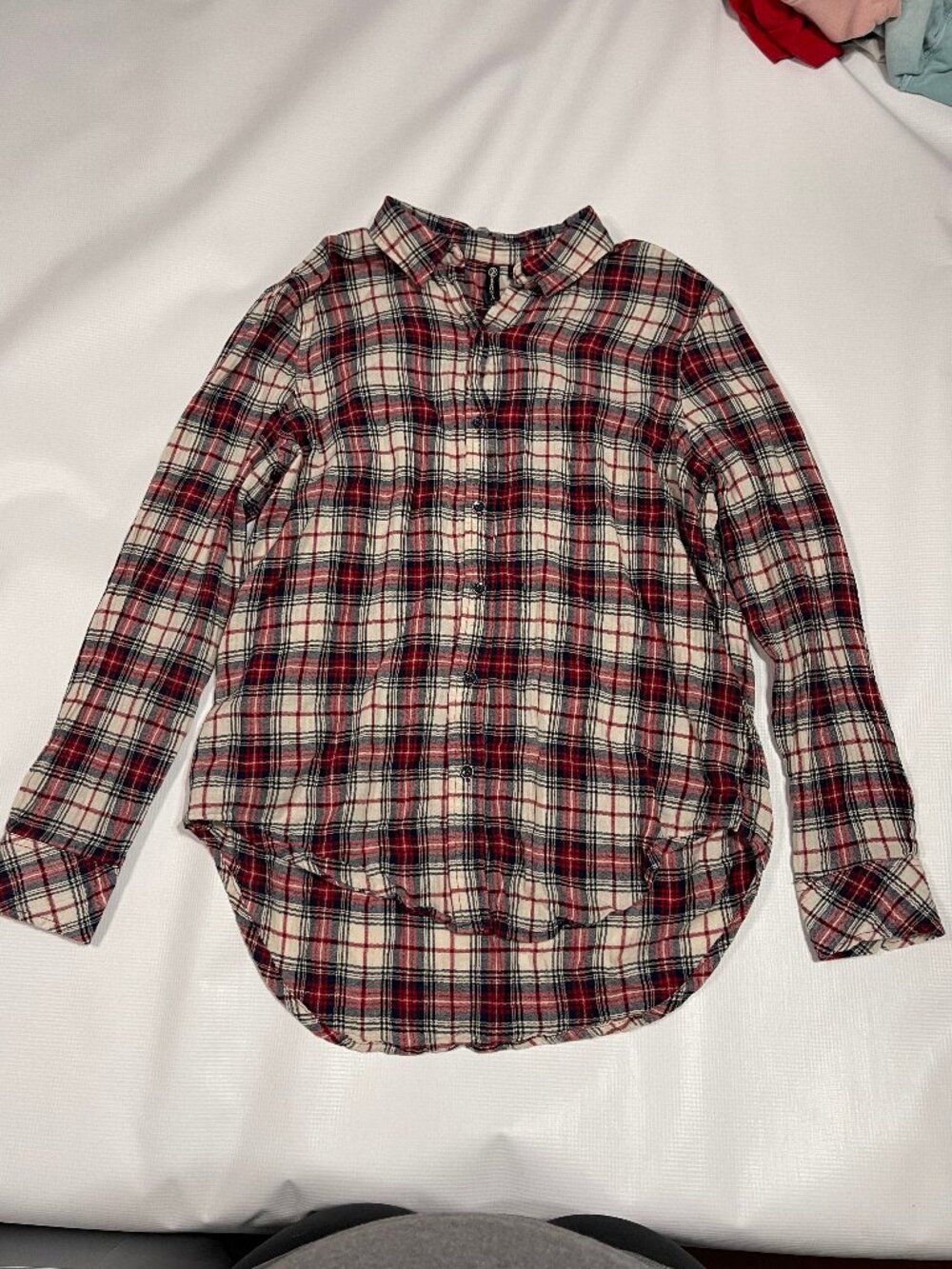 Versona Women's Lightweight Long Sleeve Button Down Flannel Shirt, Red/Black/Whi